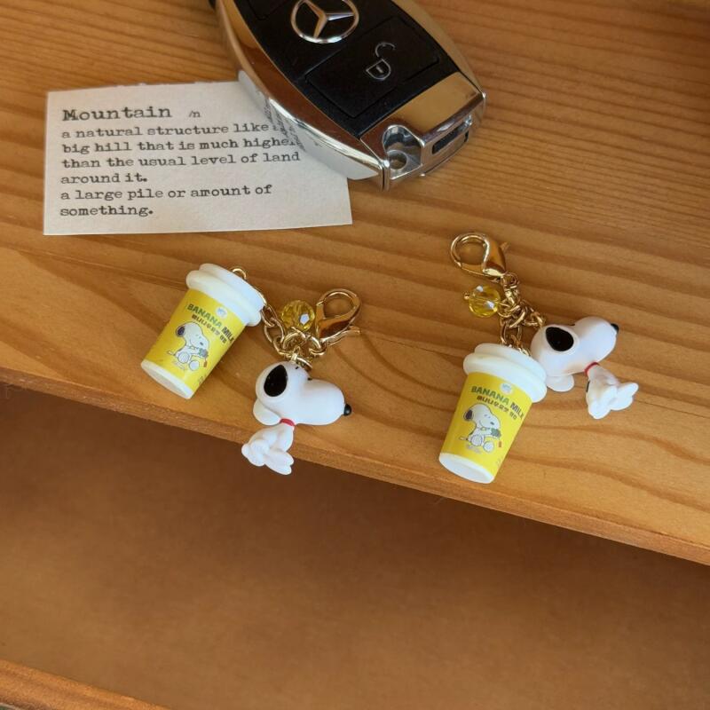Neuer Snoopy-Anhänger, Kawaii- – Phone Accessories From China Bewertung und Preis